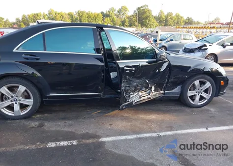 2013 Mercedes-Benz S 550 4Matic из США, поврежденный, VIN WDDNG9EBXDA511804